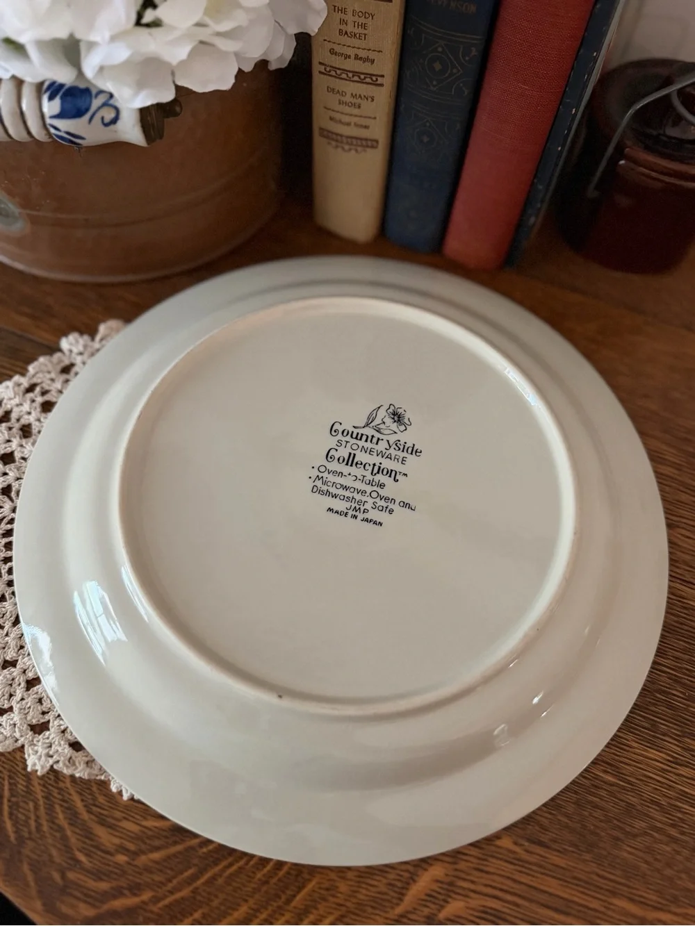 Hand-Painted Floral Stoneware Dinner Plate in Peach and Brown